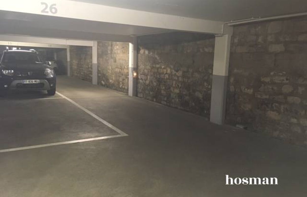 garage  pièces 13 m2 à vendre à Puteaux (92800)