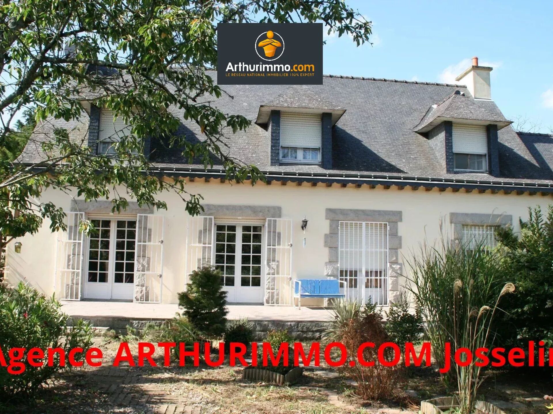 Maison 8 pièces 166 m² · à Josselin · 166 m² · 239 000 €
