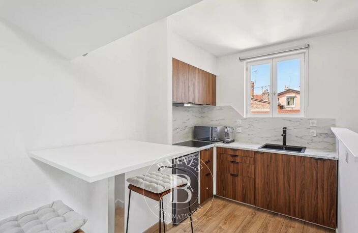 Lyon 2 - Ainay - Studio meublé de 44,17 m² — photo 2