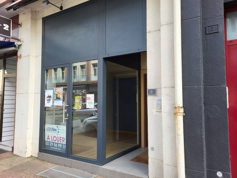 Local commercial de 16m2, 5 rue Stanislas 88100 Saint-Dié — photo 1