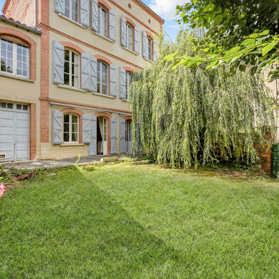 Maison 12 pièces 344 m²