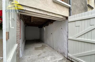 garage  pièces 15 m2 à louer à Mandres-les-Roses (94520)