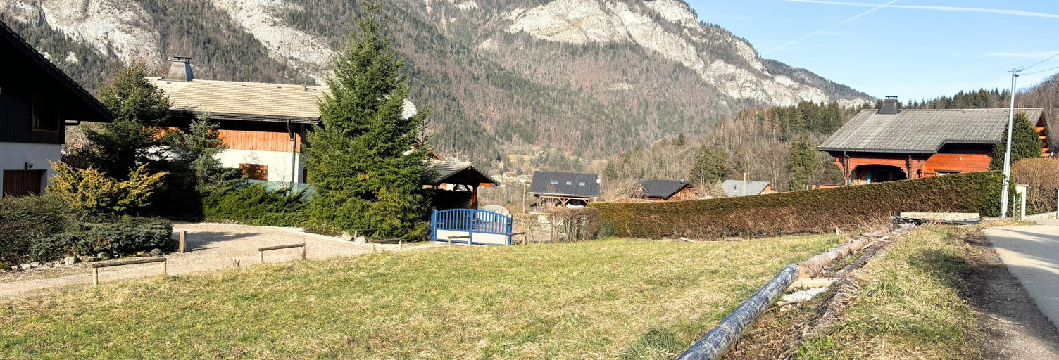 Terrain  374 m² à vendre à Le Biot (74430)