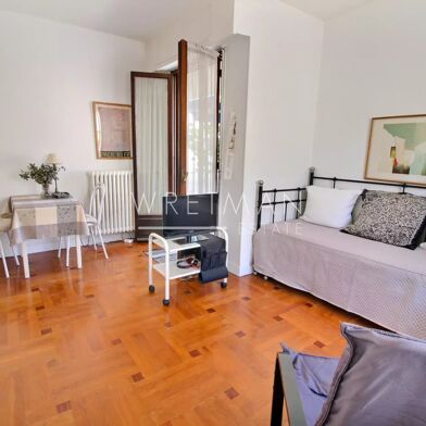 Appartement 1 pièces 280500 €