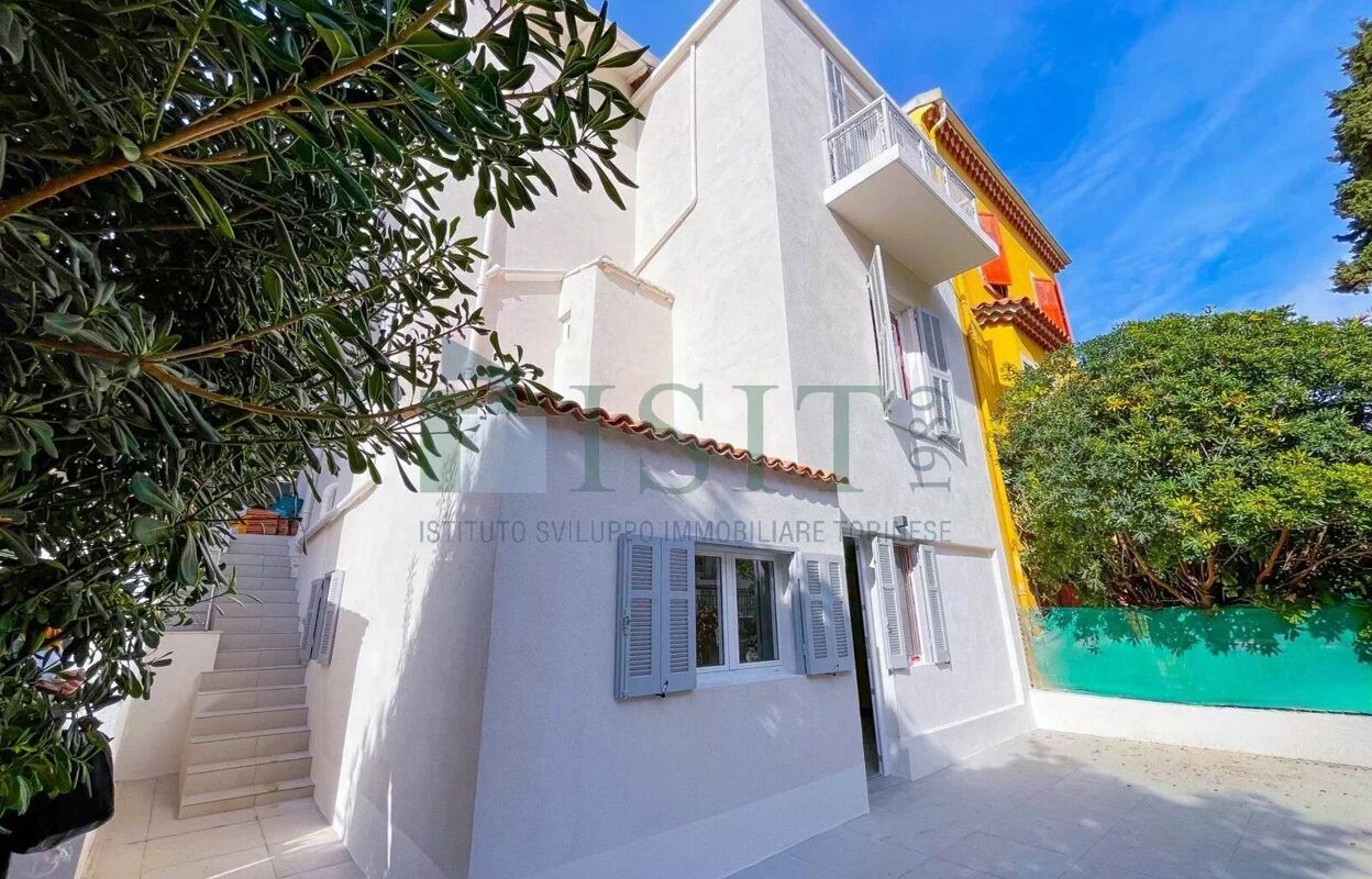 maison 8 pièces 136 m2 à vendre à Nice (06000)