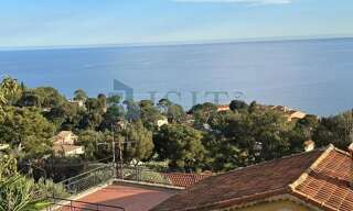 Maison 5 Pièces 200 m² à vendre à Cap-d'Ail (06320)