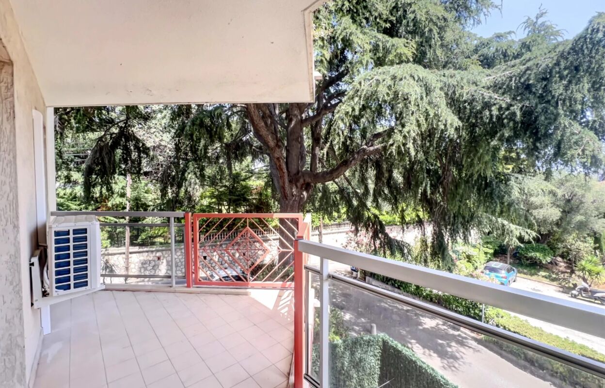 appartement 2 pièces 37 m2 à vendre à Nice (06000)