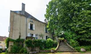 Maison 14 Pièces 360 m² à vendre à La Guiche (71220)