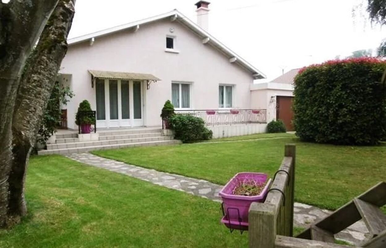 maison 5 pièces 100 m2 à Bourdettes (64800)