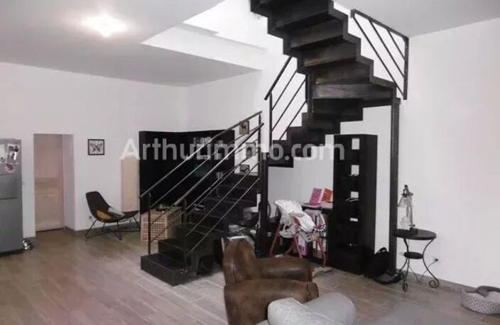 Bien vendu : Maison 242 m² Nay (64800) — photo 2