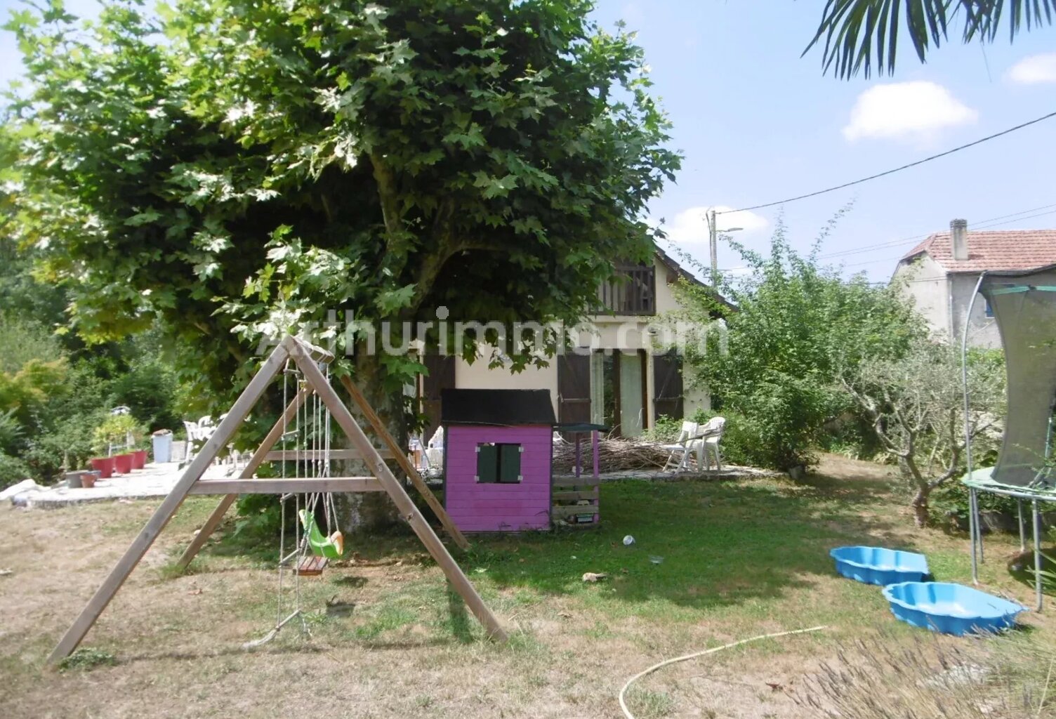 UNE BELLE CONSTRUCTION TRES BIEN ENTRETENUE — photo 1