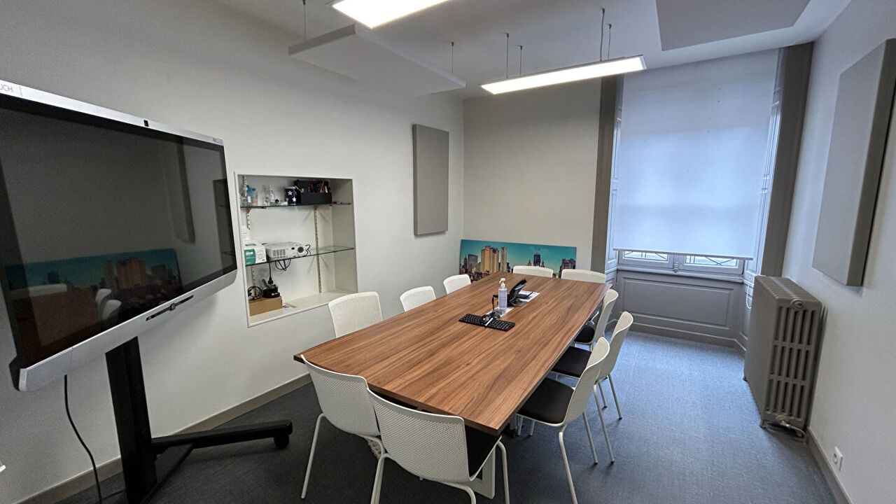 bureau  pièces 77 m2 à louer à Rennes (35000)