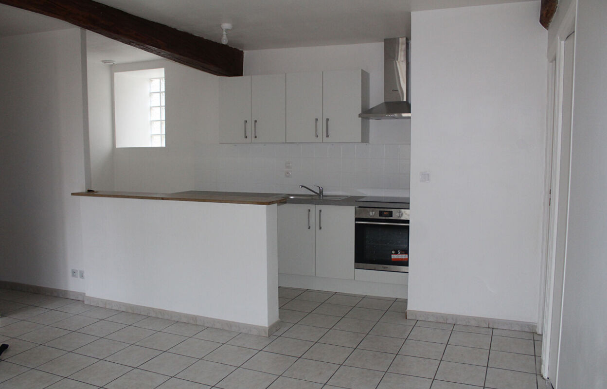 appartement 2 pièces 40 m2 à louer à Ligny-le-Châtel (89144)