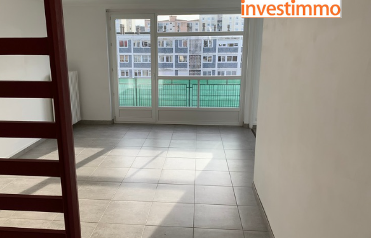 appartement 5 pièces 66 m2 à vendre à Boulogne-sur-Mer (62200)