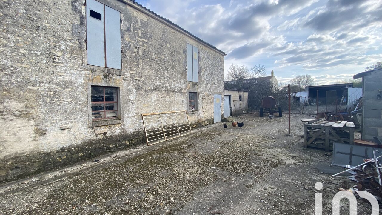 immeuble  pièces 300 m2 à vendre à Vérines (17540)