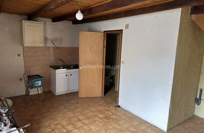 vente maison 44 000 € à proximité de Vergons (04170)