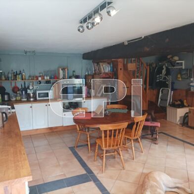 Maison 6 pièces 180000 €