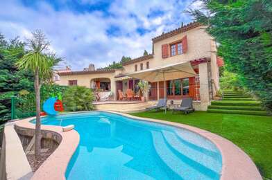 Maison 6 pièces 893000 €