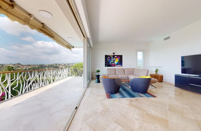 VILLA INDIVIDUELLE A CAGNES SUR MER — photo 3