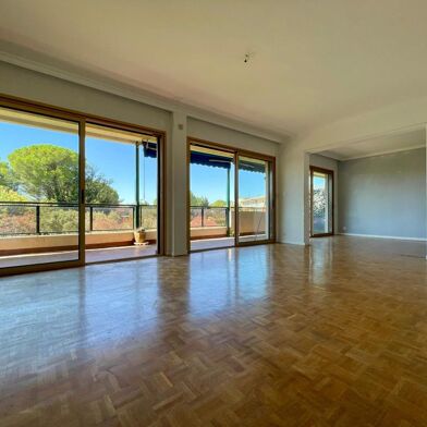 Appartement 4 pièces 249000 €