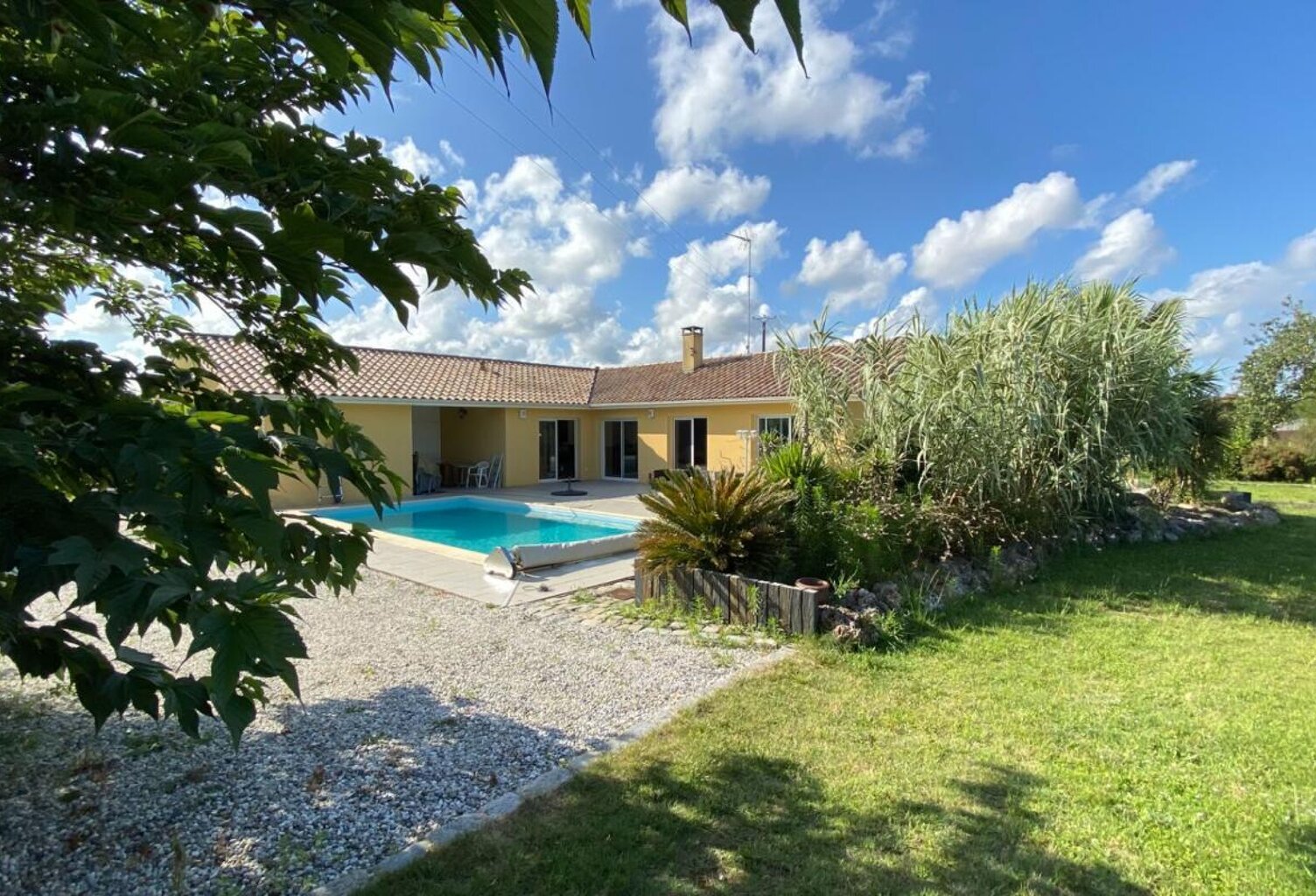 VENTE d'une maison F4 (145 m²) à SOUSTONS — photo 1