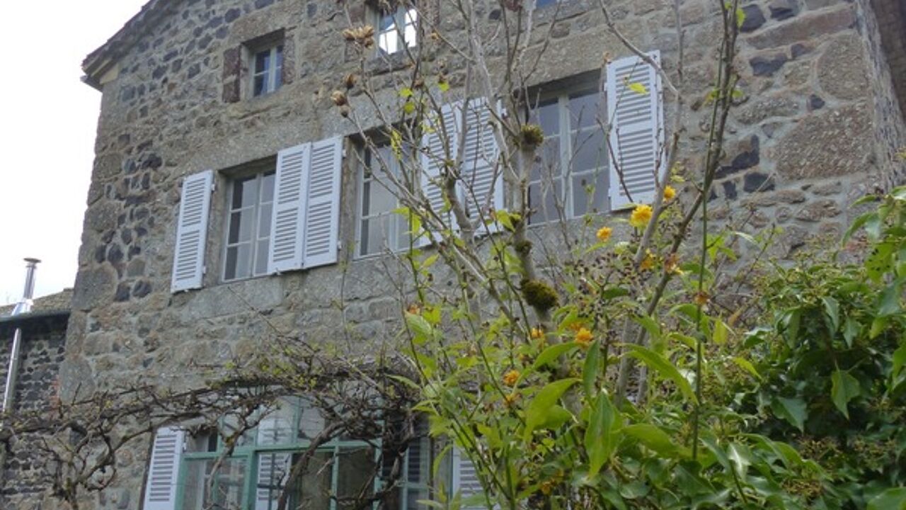 maison 5 pièces 135 m2 à vendre à Prades (43300)