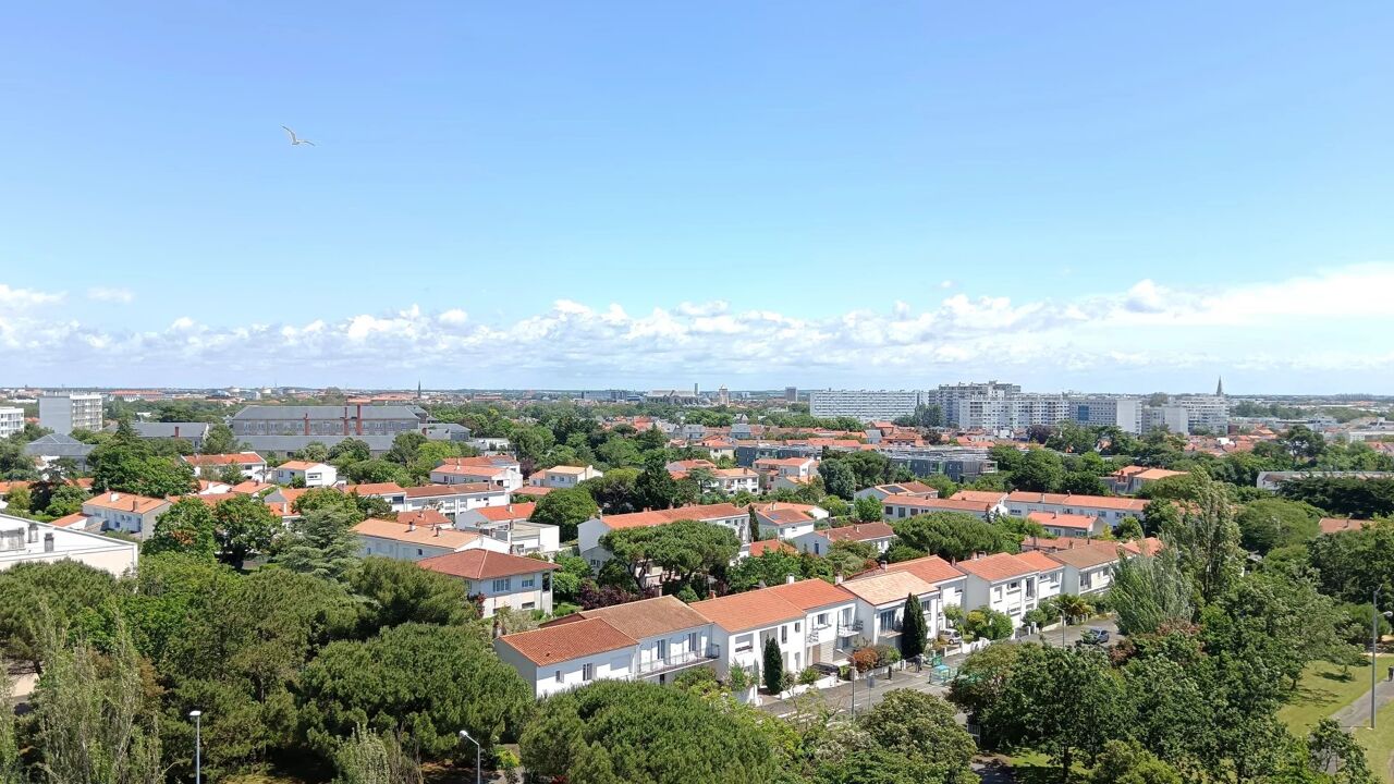 appartement 5 pièces 99 m2 à vendre à La Rochelle (17000)