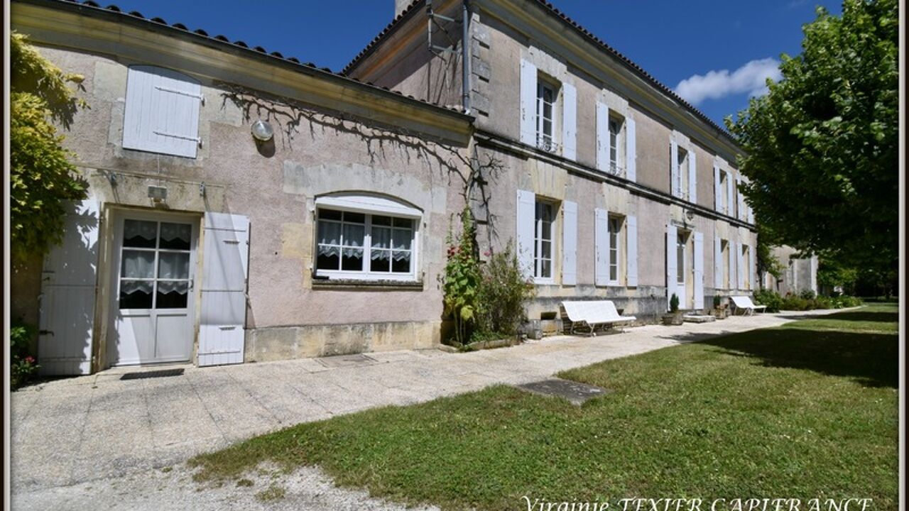 maison 5 pièces 220 m2 à vendre à Saint-Jean-d'Angély (17400)