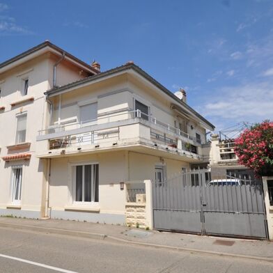 Maison 12 pièces 340 m²