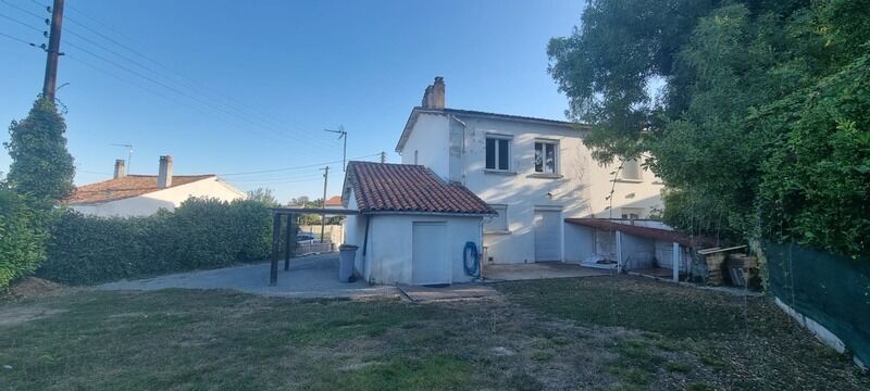 Villa / Maison 5 pièces  à vendre Surgères 17700