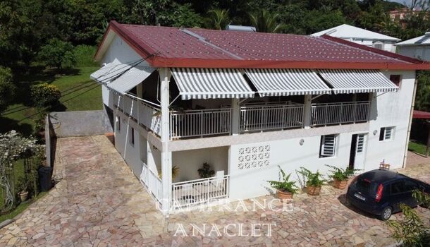 Villa / Maison 9 pièces  à vendre Lamentin (Le) 97232