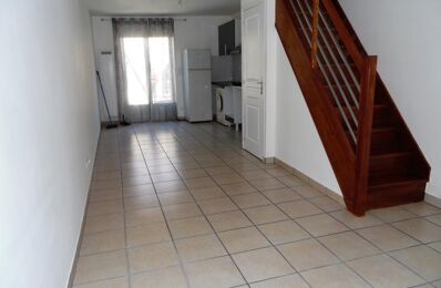 location appartement 915 € CC /mois à proximité de Évecquemont (78740)