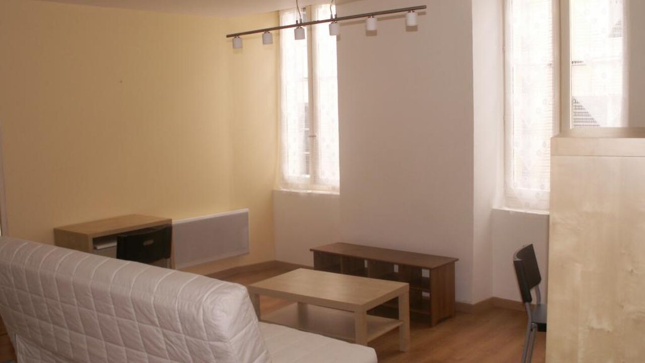 appartement 2 pièces 45 m2 à louer à Nîmes (30000)