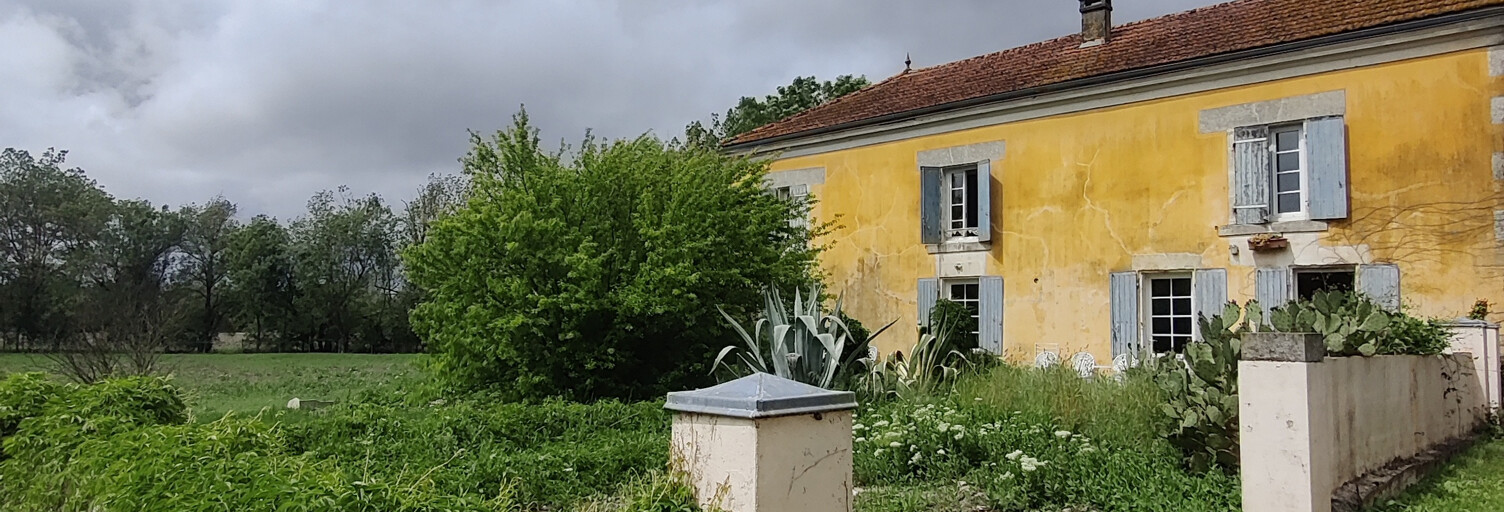 Maison 7 Pièces 159 m² à vendre à Saintes (17100)