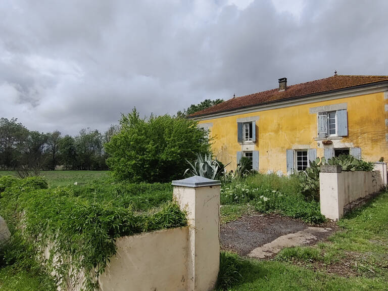 Maison charentaise 5 chambres — photo 1