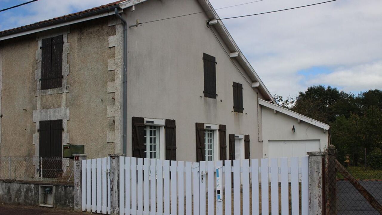 maison 4 pièces 86 m2 à vendre à Terres-de-Haute-Charente (16270)