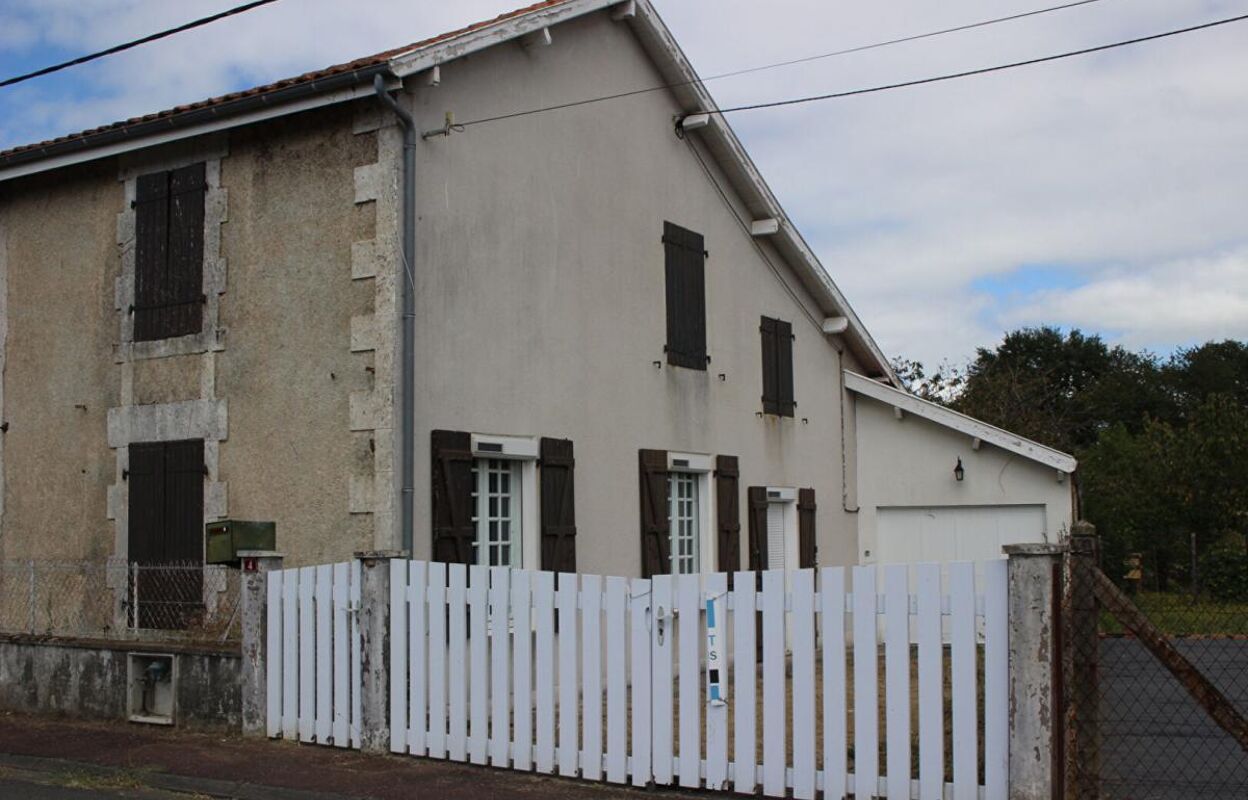 maison 4 pièces 86 m2 à vendre à Terres-de-Haute-Charente (16270)