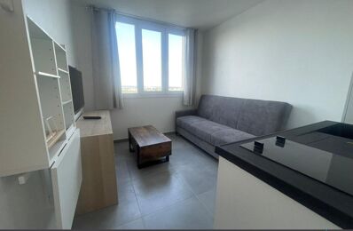 location appartement 750 € CC /mois à proximité de Nanterre (92000)