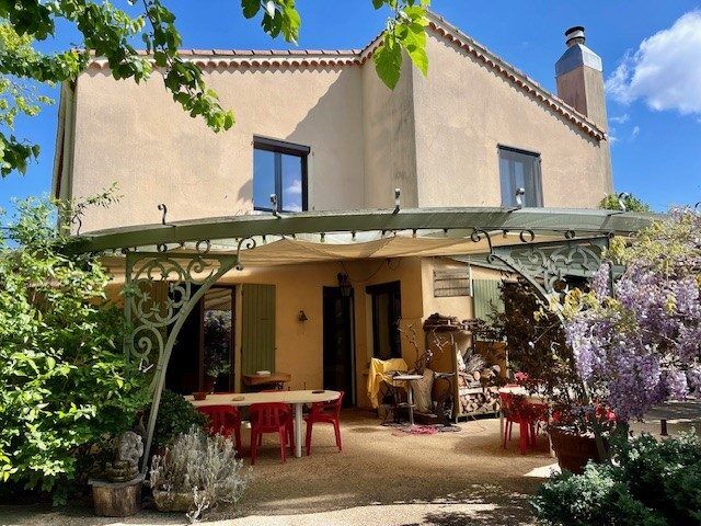 Villa / Maison 8 pièces  à vendre Valence 26000