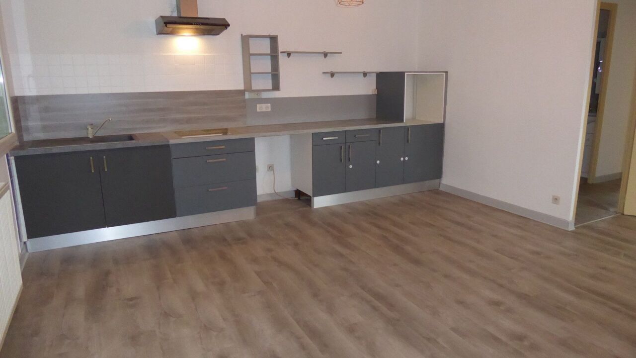 immeuble  pièces 380 m2 à vendre à Vals-les-Bains (07600)