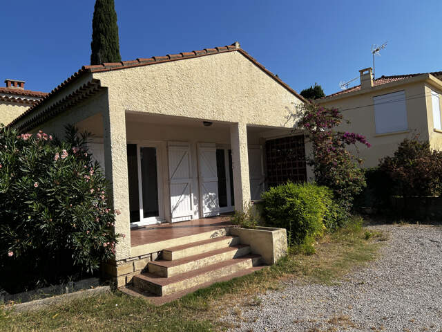 Villa individuelle Type 3 sur 600m2 de terrain — photo du bien