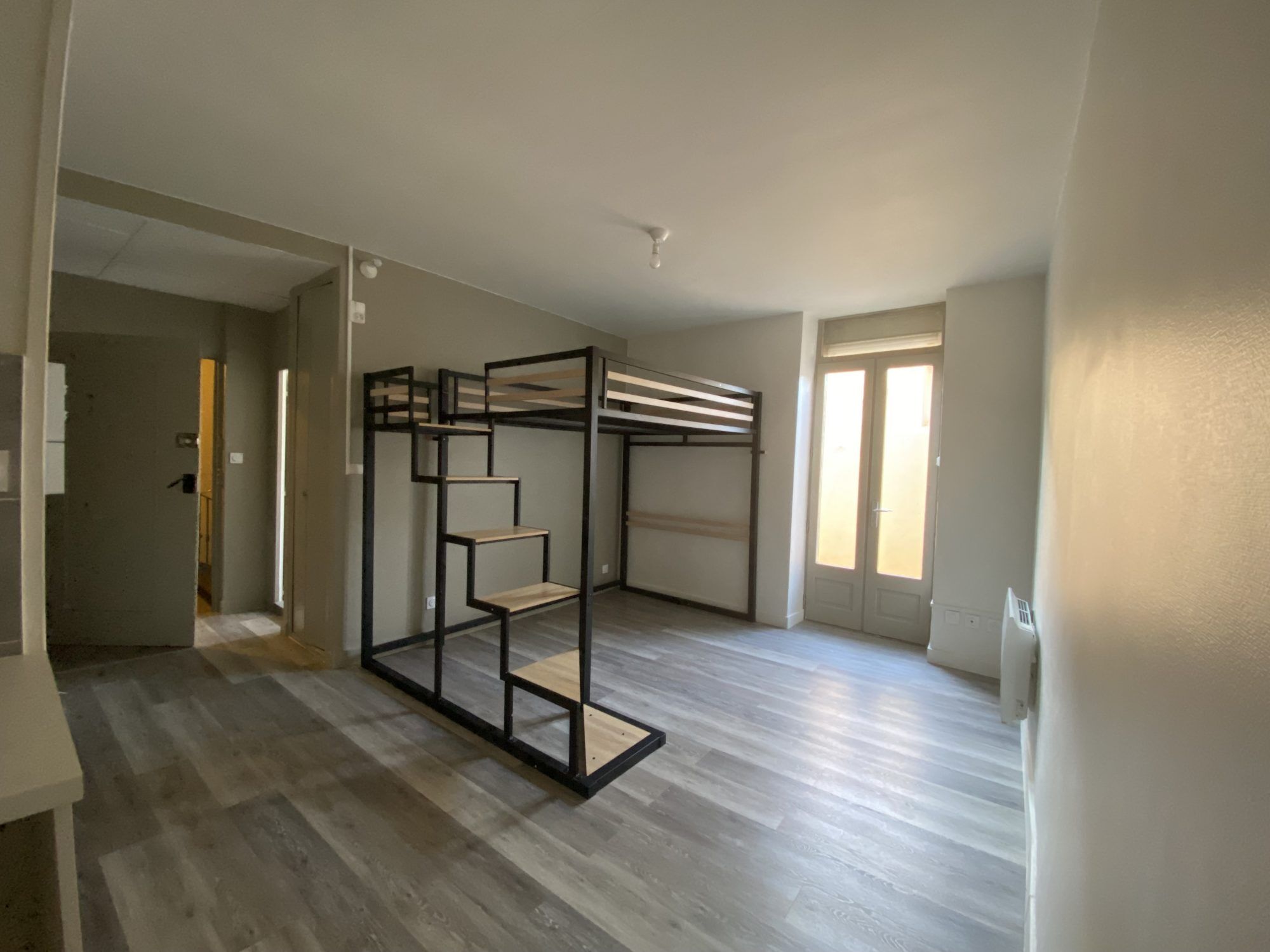 Appartement 1 pièces  à louer Bourg-lès-Valence 26500