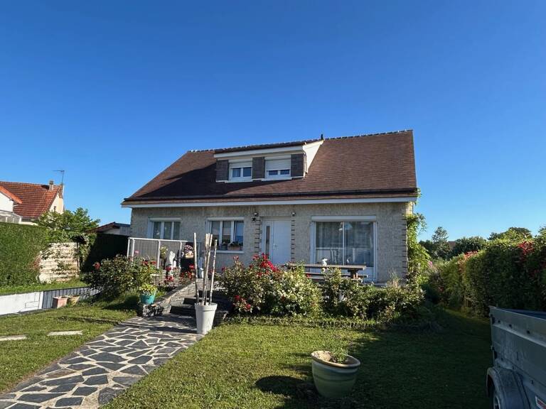 A louer Maison LE COUDRAY - CHARTRES 5 chambres — photo 1