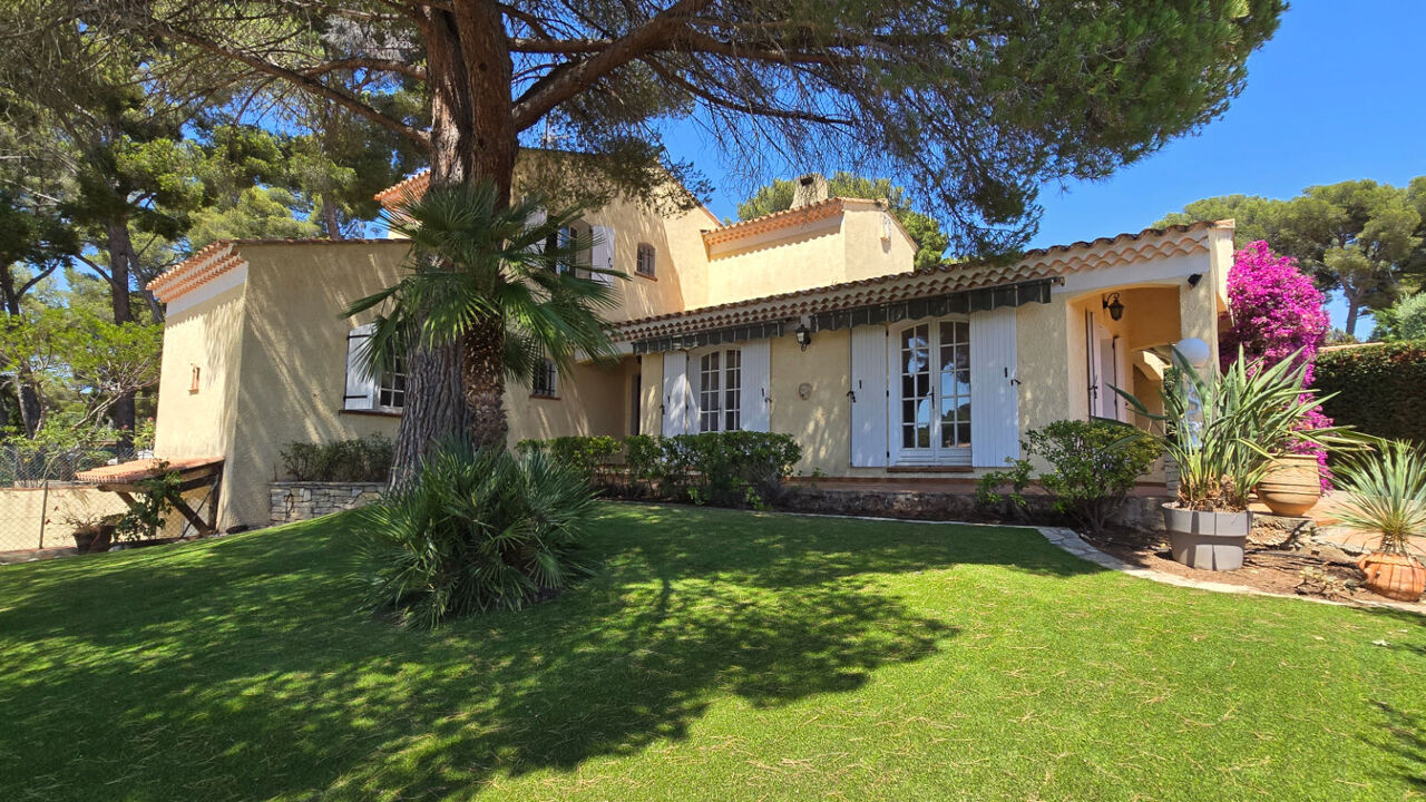 maison 5 pièces 124 m2 à louer à Sanary-sur-Mer (83110)