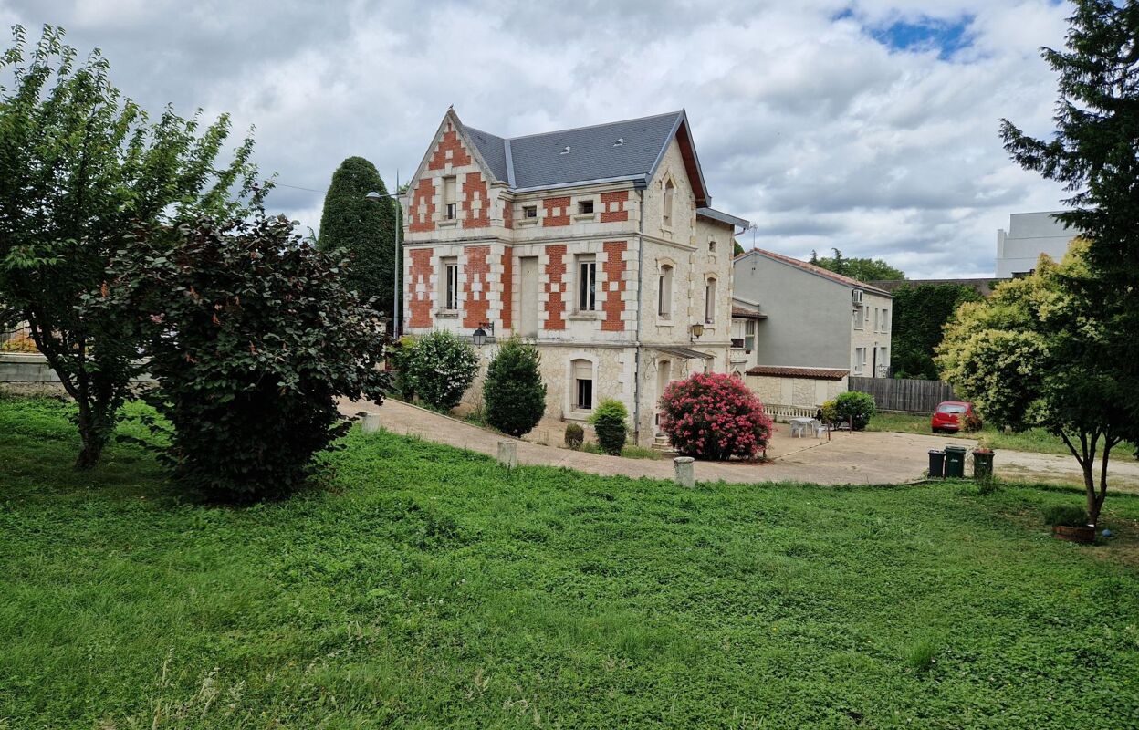 immeuble  pièces 360 m2 à vendre à Agen (47000)