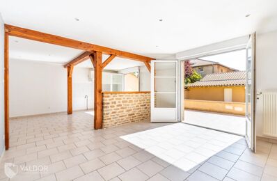 vente maison 267 000 € à proximité de La Roche-Vineuse (71960)