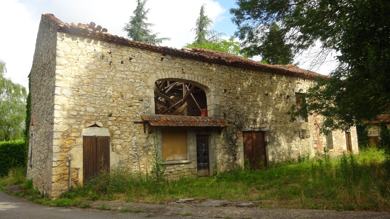 local industriel  pièces 120 m2 à vendre à Cahors (46000)