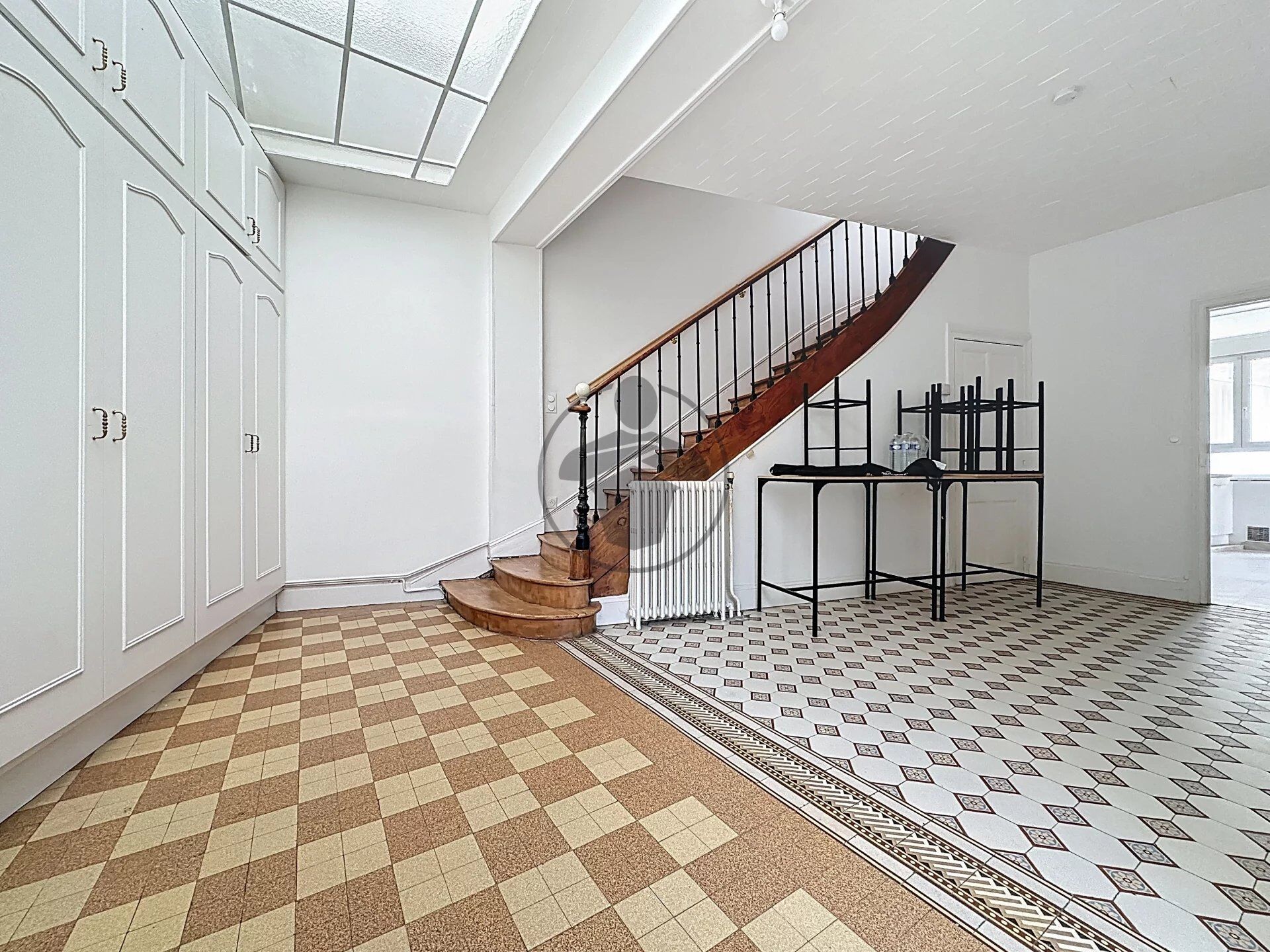 Appartement 2 pièces 151 m² · à Saint-Quentin · 151 m² · 330 €/mois