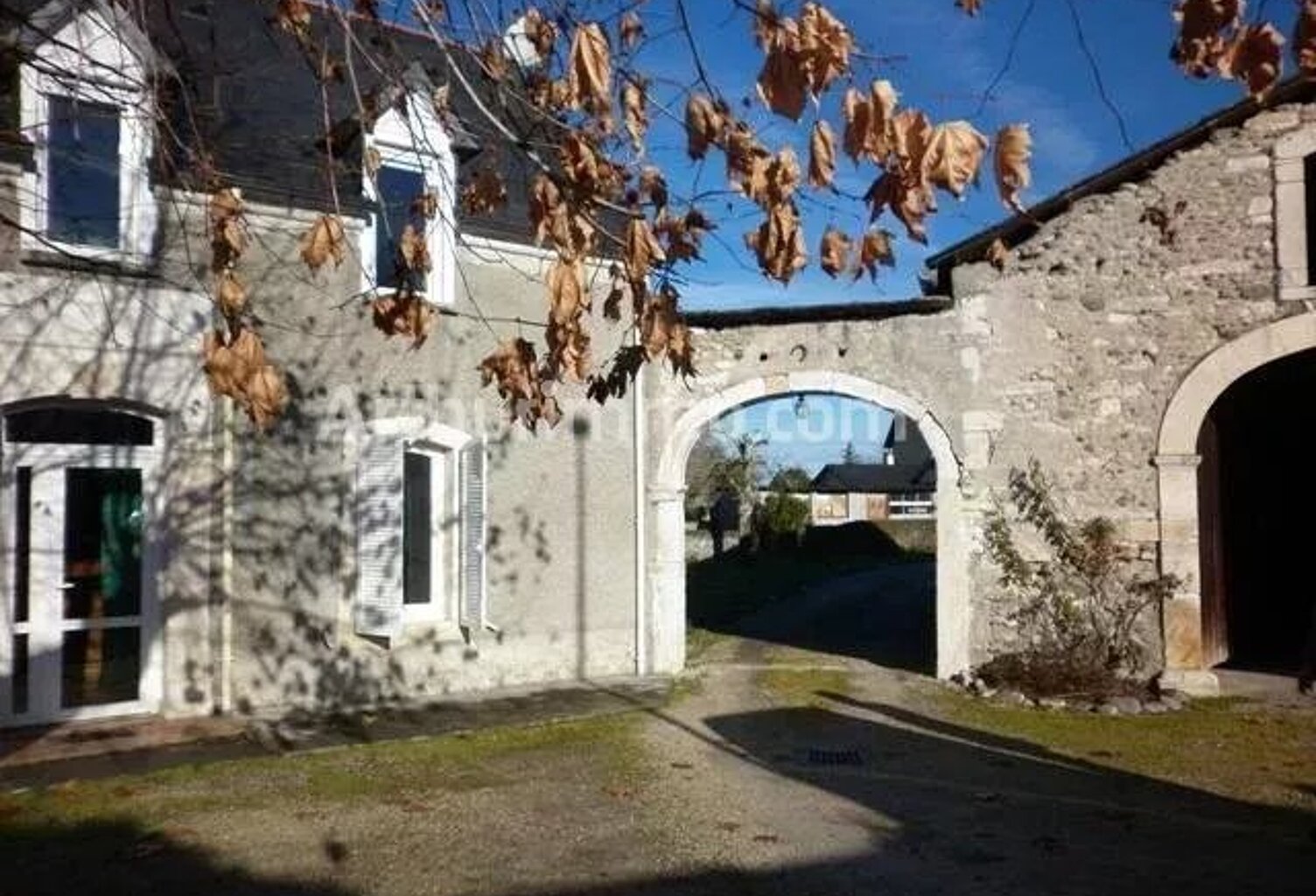 Bien vendu : Maison 205 m² Saint-Abit (64800) — photo 1