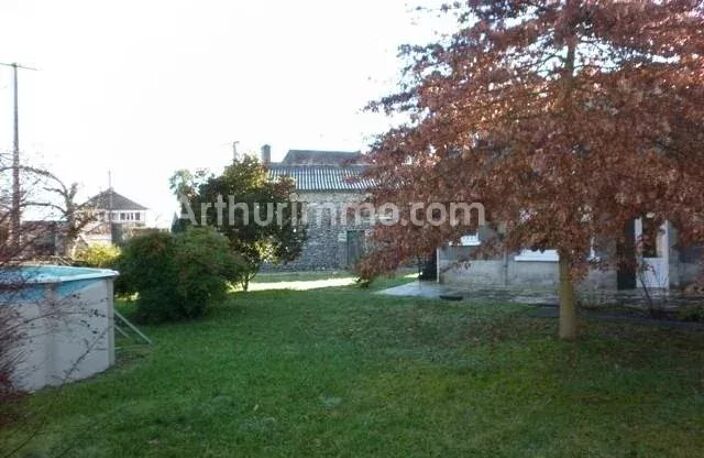 Bien vendu : Maison 205 m² Saint-Abit (64800) — photo 2
